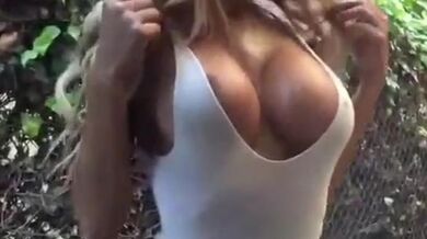 Lynaritaa nip slip leak free video