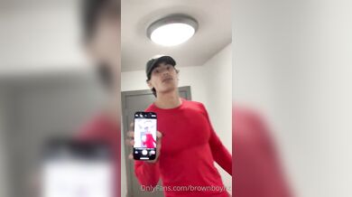 Cummed ?way too much where my phone was cover with sperms , .. by brownboynz from OnlyFans | Coomer