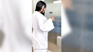 Today is turkish day, a little hot and a little sweat, touch.. by mayhernandezoficial from OnlyFans | Coomer