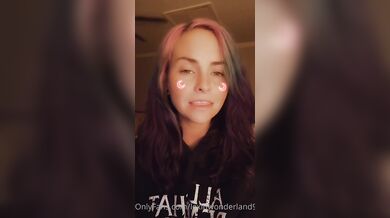 I was at a friends pool, and I dropped my iPhone in the wat.. by lilbuttlex from OnlyFans | Coomer