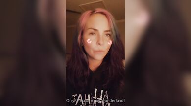 I was at a friends pool, and I dropped my iPhone in the wat.. by lilbuttlex from OnlyFans | Coomer