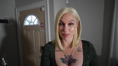 Shed Get Bred Up - Alexis Andrews