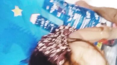 Bokep indo-istri mendesah ke enakan