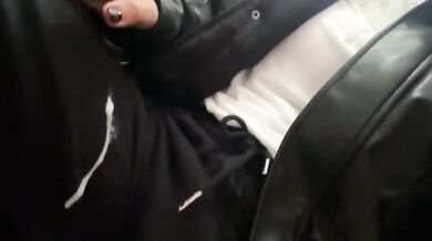 Puta Camina Calle Cara Llena De Mecos