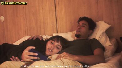 mi hermanastro se da cuenta que nos quedamos solos y aprovecha para hacer de las suyas