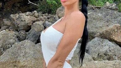 I would like to find a secluded place on the beach where I c.. by mari.mis from OnlyFans | Coomer