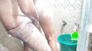 stepbrother & stepsister taking a bath & hard fucking 