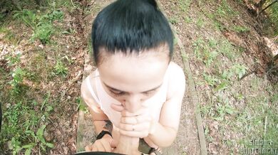 Risky Blowjob in Public Park