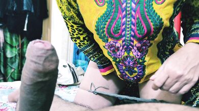 She Gives Delicious Pussy In Exchange.