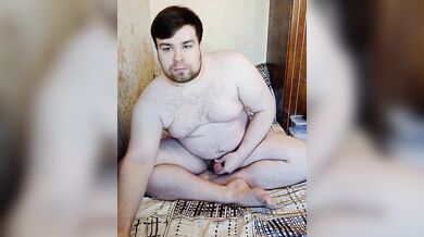 Артем сосет сам себе дрочит ногами лижет ноги анал самоотсос аутофелляция