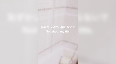 40代素人妻 清楚 色白ムチムチ 今日も暑いね 急いで来たから汗かいちゃった\ もう脱いじゃうね 早くお風呂入ろ ソファーで弄られてピクピクしちゃった 即尺して綺麗にしてあげる Mature Wife