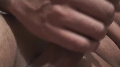 Double cumshot inside this wet makes me hard and gives me great moaning orgasm????