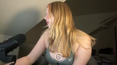 Yourbbjuni flashing boobs and ass fake twitch donation video