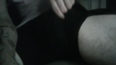 Black Boxers DO SHI but then I take it out. Wheres #showmekovi?