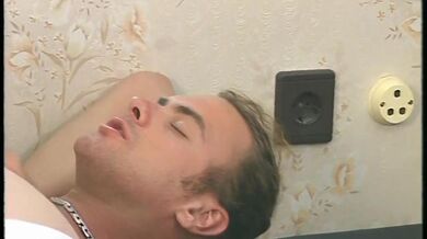 Alte Schachteln Frisch Gebugelt (Scene03)