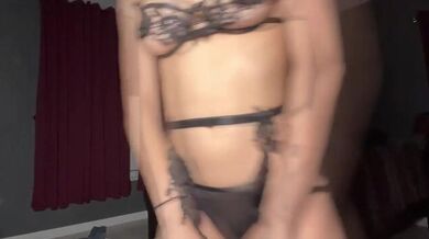 Squishmariii wet pussy tease twitch stream video