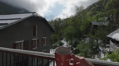 ???? VLOG 14 // Expérience Lesbienne à la Montagne - Outdoor et Double Gode (FT @Goodgirlanddad) ????