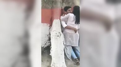 Viral Tamil College Lover Outdoor Romance Secretly Recorded