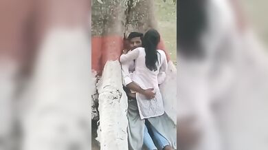 Viral Tamil College Lover Outdoor Romance Secretly Recorded