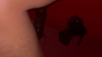 i play with my submissive friend and give him permission to cum! - Coral smithz