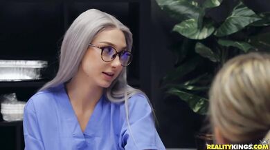 Colleagues Won't Let Noob Nurse Get Ravaged In Piece