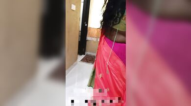 சிகப்பு விளக்கு | My Desi Boobs Squeezed & Nipple Play by Bull for Tamil Cuck - IndianHotwifeX