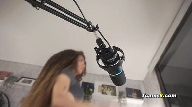 Gorgeous Latina trans fuck her asshole with dildo