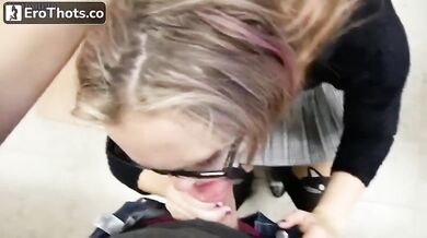 ThePrettiestKitty: Fucking my professor and cumming in her tights before class