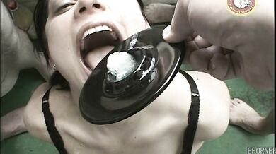 Big Sperm Load For Brunette Slut