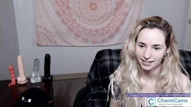 It is that simple to become close to her watch- click - connect! Live Chat Show