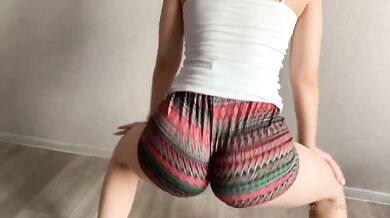 Patreon.com/natashatwerk going in!!!!!!!!!!!!! Tip up by toptwerkgirls from OnlyFans | Coomer
