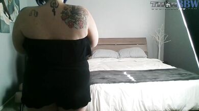 Marley Moore @ It with Thor as House Guest B T S