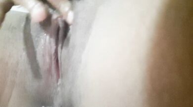 grávida se masturbando no silêncio pra não acordar ninguém