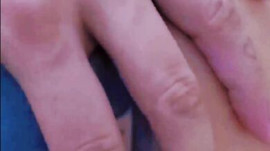 Fitness Garota treinando bunda grande brasileira tesão na academia pau grande - Sexdoll 520