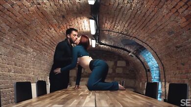 Full signal for flesh contact (Mia Evans)