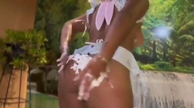 Watch Esme La Chapina Cumshot - Horny, Latina, Amateur Porn ...