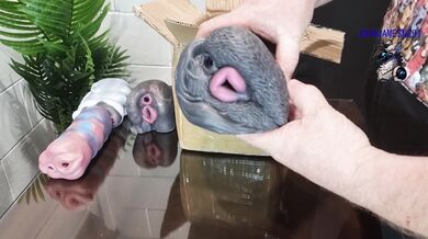 Unboxing / Review of order from Delices Defendus. Masturbators and Dildo (NOT SPONSORED)