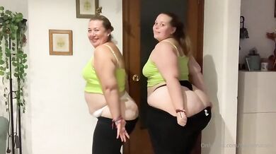 VIDEO WITH MOM? by twinsmaison from OnlyFans | Coomer