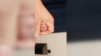 Girls look at my spike hard with a big squirt. Watch my 8K video give me a like