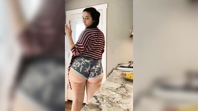 Breakfast is served ? by bootylikeabackroad-free from OnlyFans | Coomer