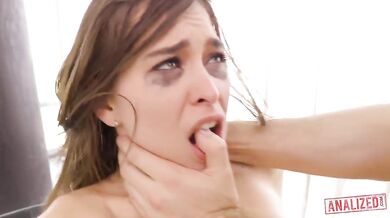 Riley "Gaping" Reid in the most EXTREME anal hard scene she has ever done! | Featuring: Riley Reid / James Deen
