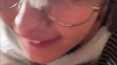 Bubbly Lunch Date with Sinon Preview: Watch at ManyVids!