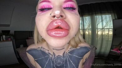Unlock my last lip fetish video after last fillers and send .. by nasty_bimbo from OnlyFans | Coomer