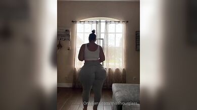 Video drop! Welcome all my new big ass lovers? by misshourglass from OnlyFans | Coomer