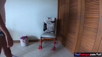 Crocodiles Munching And Making His Amateur Thai GF Cum Hard