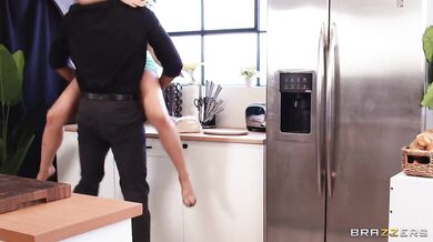 Mastering The Pole - Kayley Gunner , Alex Jones