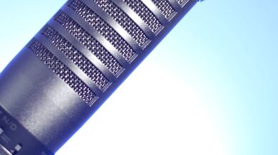Is this the BEST broadcast microphone... ever?! - Electro-Voice RE27N/D