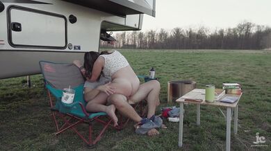 Would you go camping with us? Quick outdoor fuck PAWG creampie