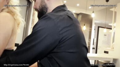 TETTONA INGENUA SI FA SCOPARE DAL PRETE - ANGEL WICKY