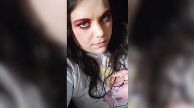 sfw chewing gum smoking fetish with dentures